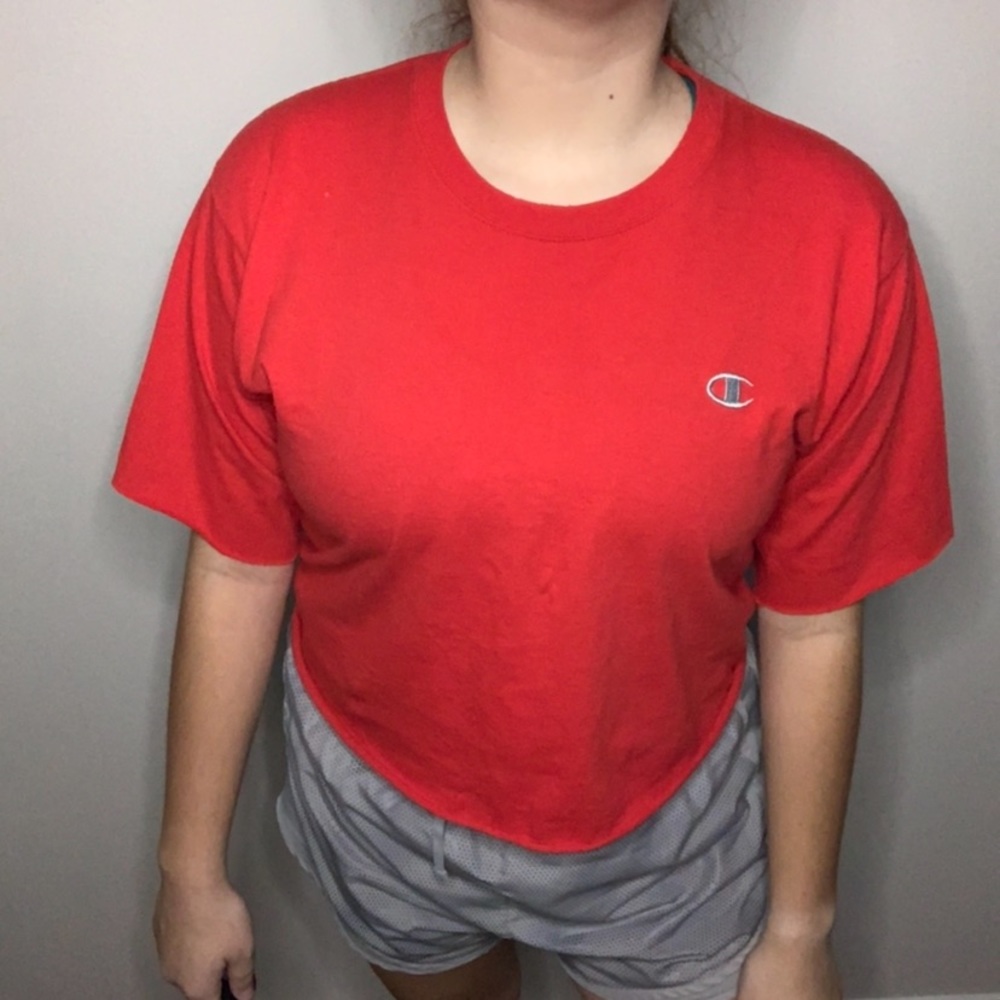 Cropped Champion Shirt